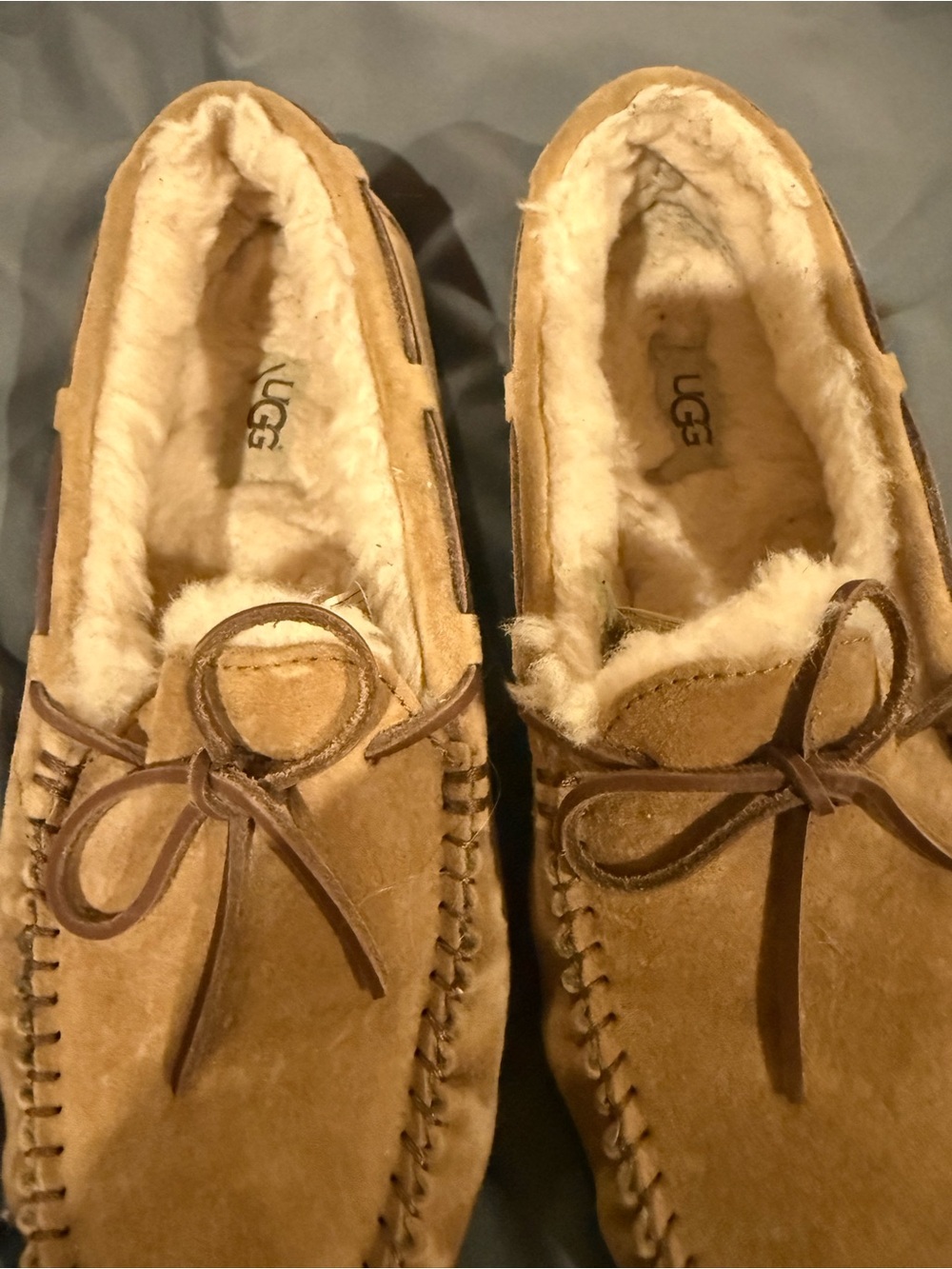 UGG Women's Chestnut/Tan Suede Shearling Moccasins